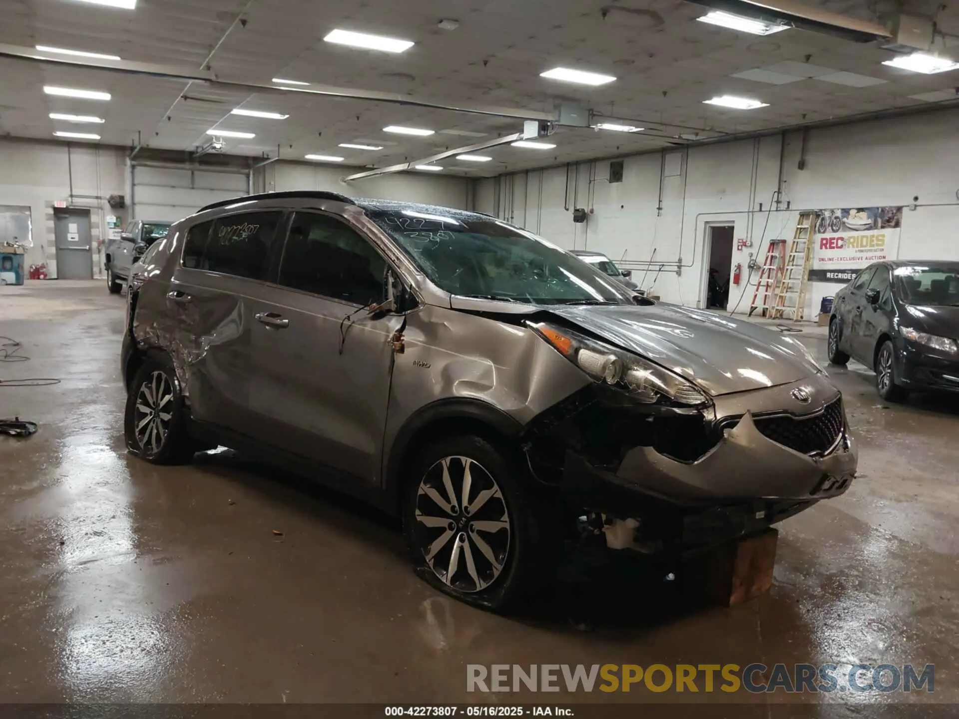 1 Фотография поврежденного автомобиля KNDPNCACXK7550830 KIA SPORTAGE 2019