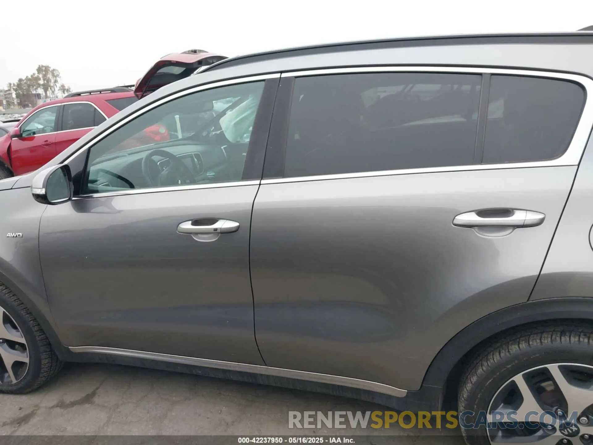 14 Фотография поврежденного автомобиля KNDPRCA69K7540272 KIA SPORTAGE 2019