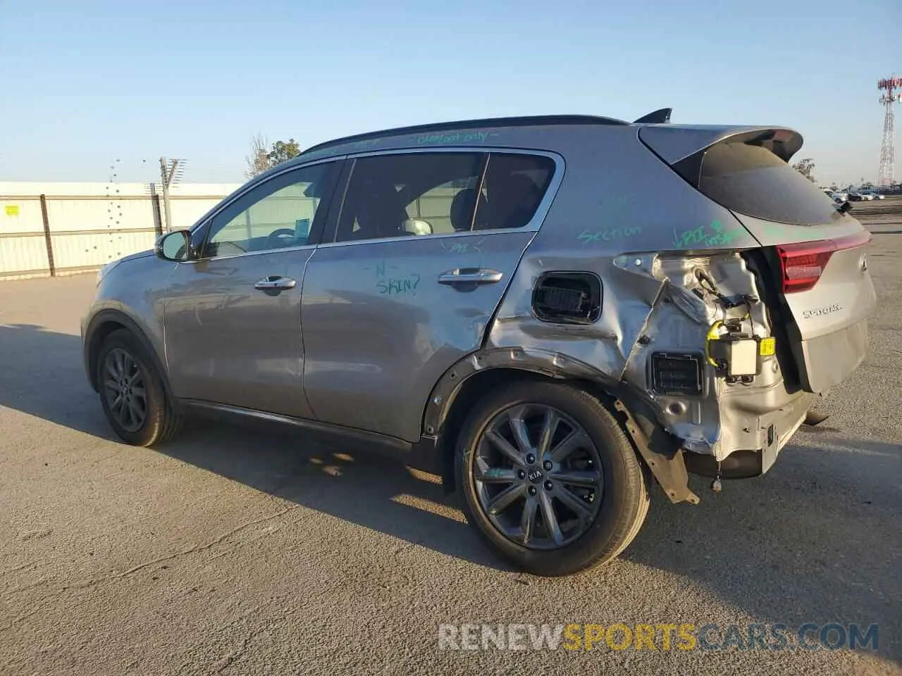 2 Фотография поврежденного автомобиля KNDP63AC1L7745875 KIA SPORTAGE 2020
