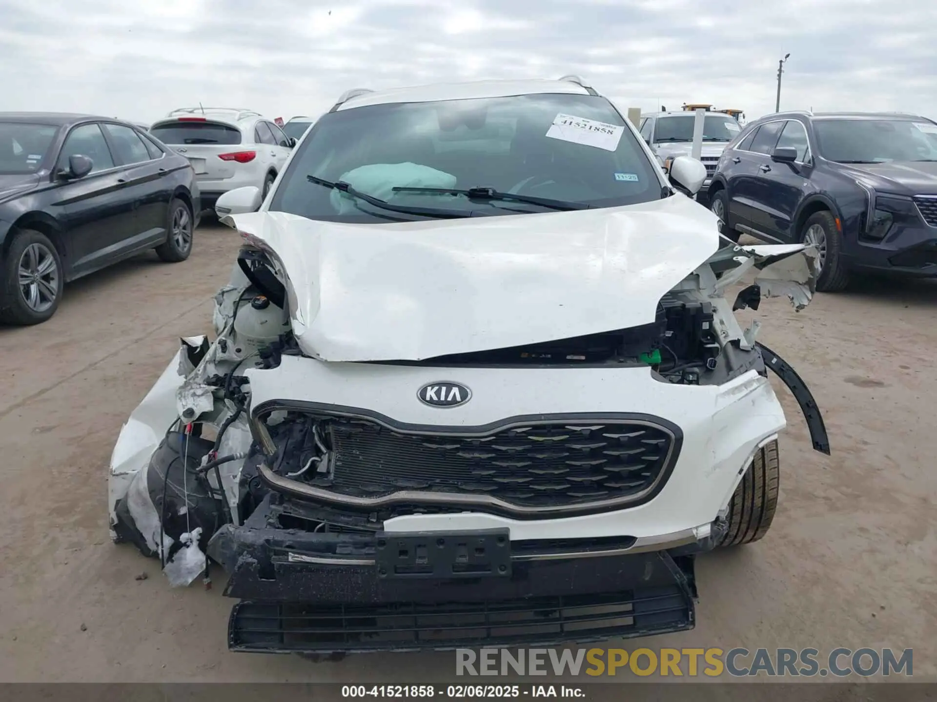 13 Photograph of a damaged car KNDP63AC1L7770968 KIA SPORTAGE 2020