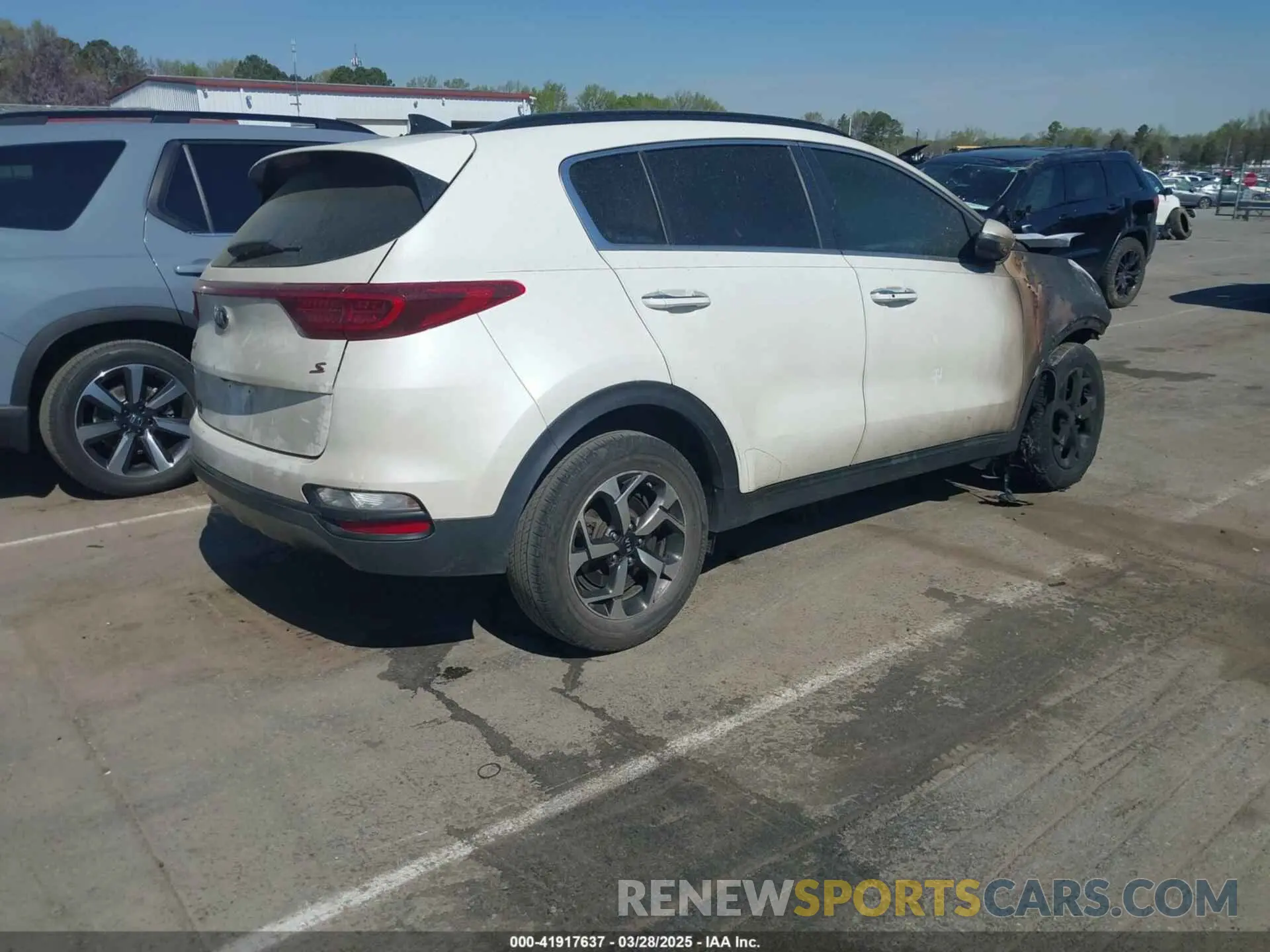 4 Фотография поврежденного автомобиля KNDP63AC1L7794462 KIA SPORTAGE 2020
