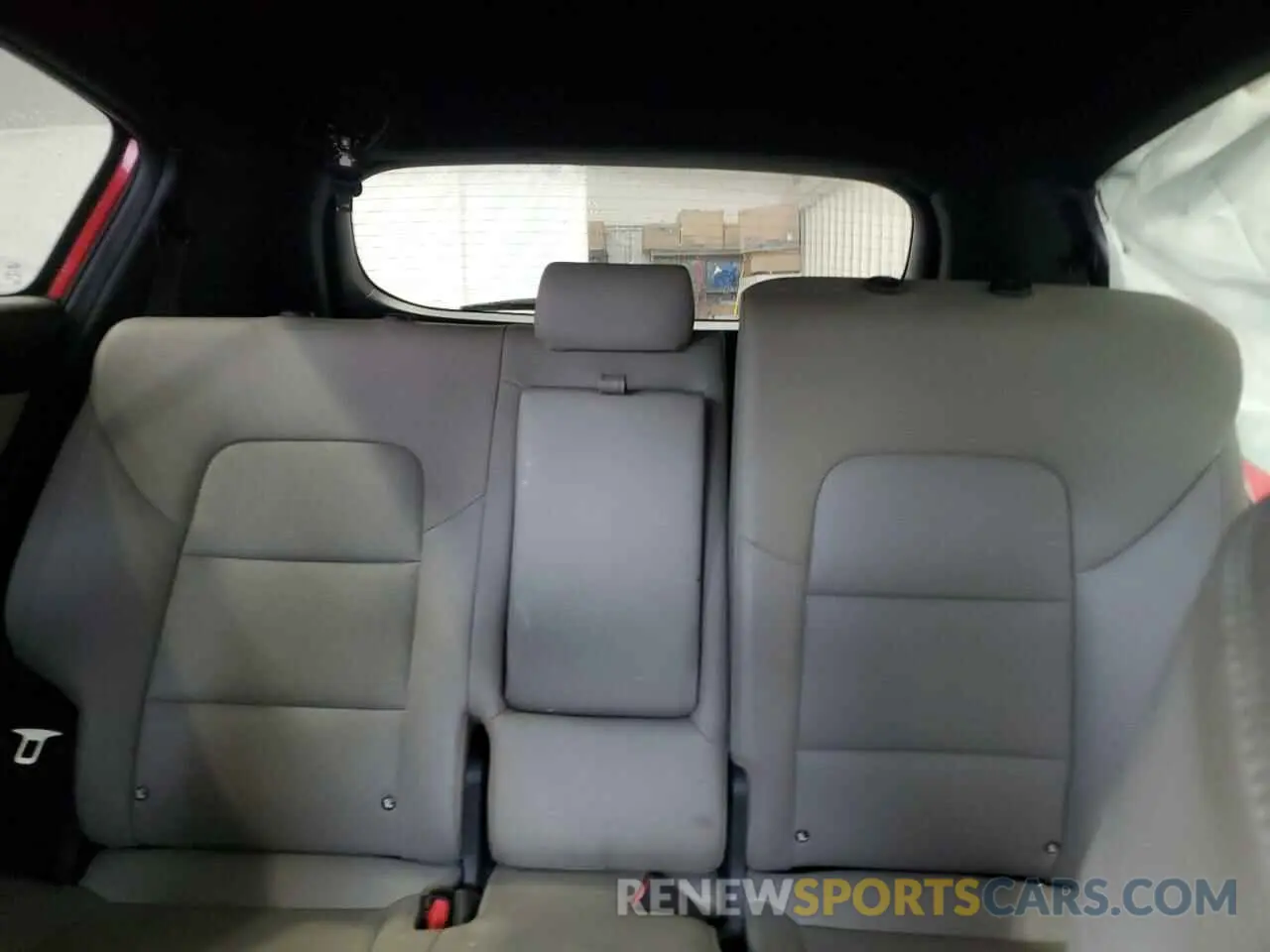 10 Photograph of a damaged car KNDP63AC7L7769419 KIA SPORTAGE 2020