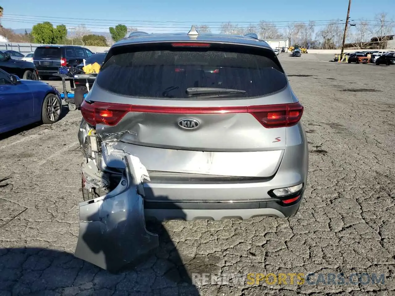 6 Photograph of a damaged car KNDP63ACXL7746992 KIA SPORTAGE 2020