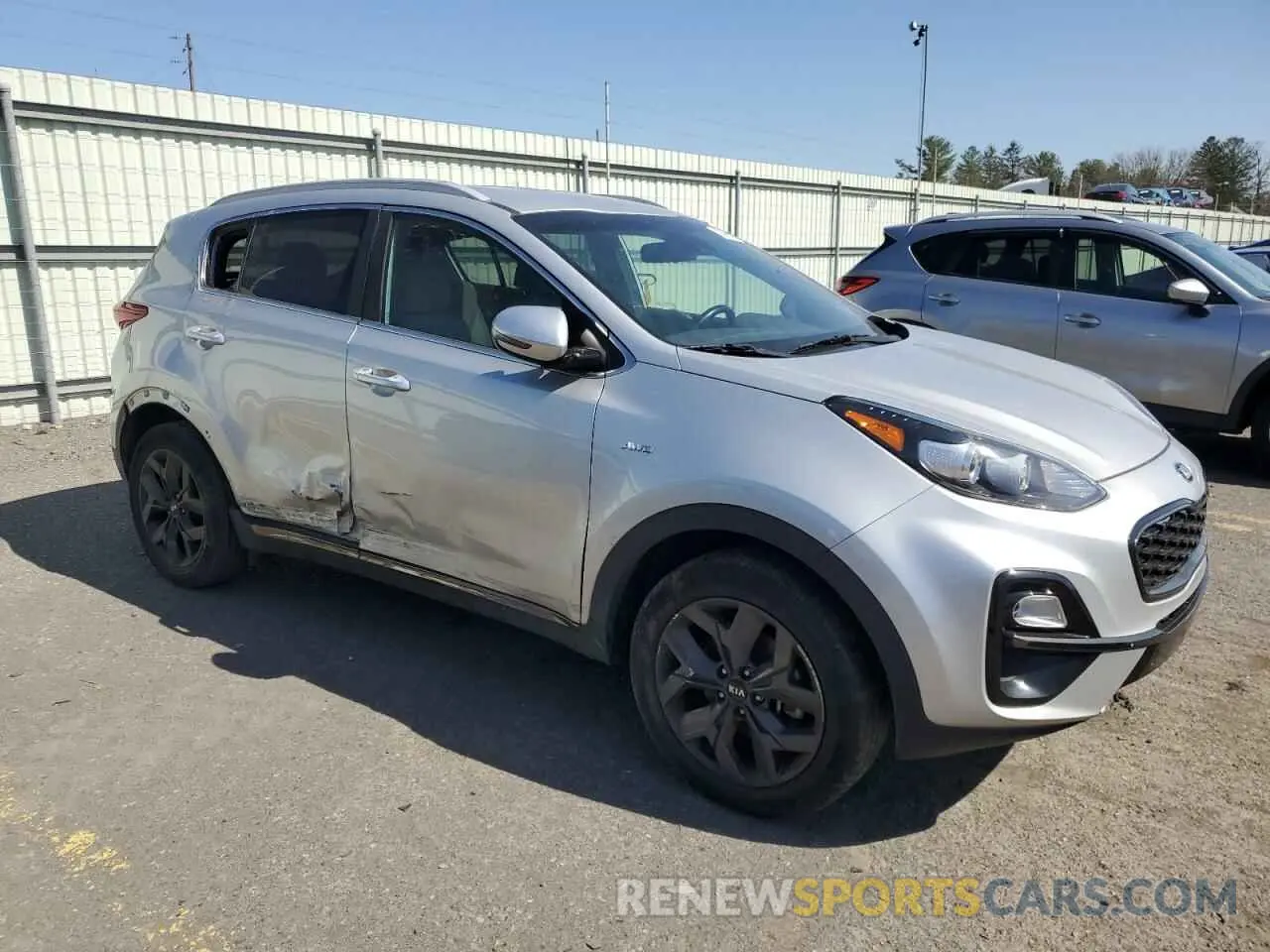 4 Фотография поврежденного автомобиля KNDP6CAC2L7667123 KIA SPORTAGE 2020