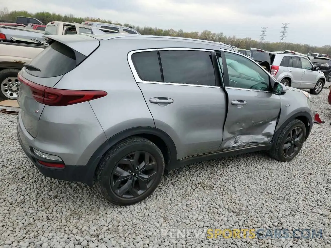 3 Photograph of a damaged car KNDP6CAC3L7658978 KIA SPORTAGE 2020