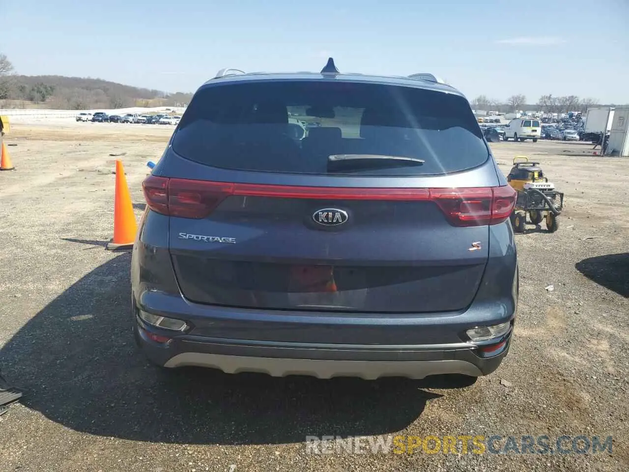 6 Photograph of a damaged car KNDP6CAC7L7652276 KIA SPORTAGE 2020
