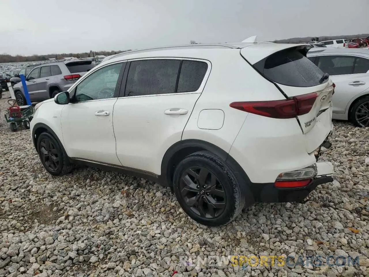2 Photograph of a damaged car KNDP6CAC7L7732435 KIA SPORTAGE 2020