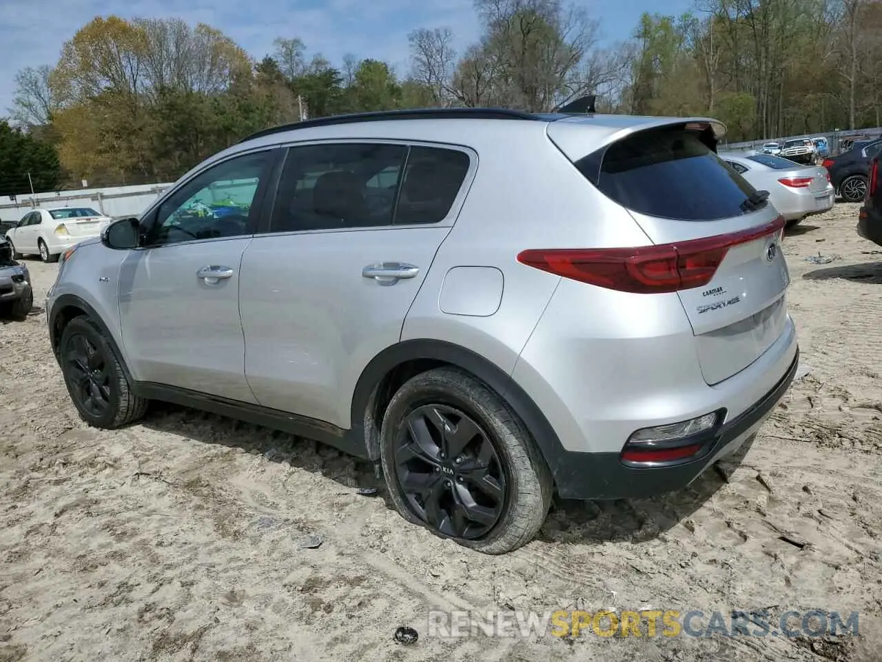 2 Photograph of a damaged car KNDP6CAC8L7746456 KIA SPORTAGE 2020