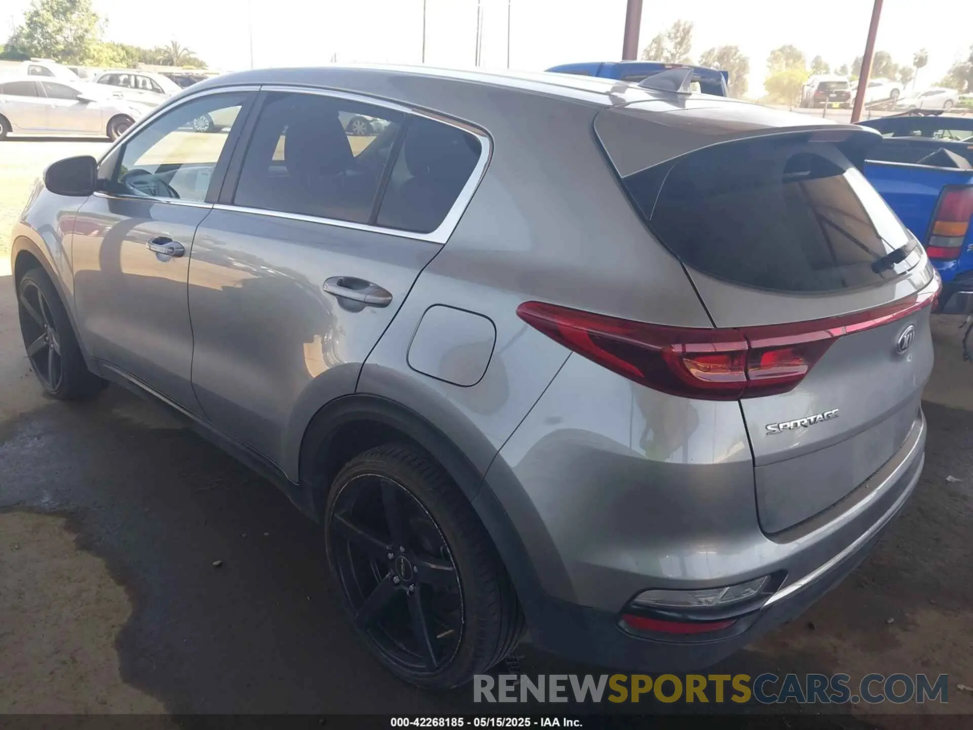 3 Photograph of a damaged car KNDPM3AC0L7701114 KIA SPORTAGE 2020