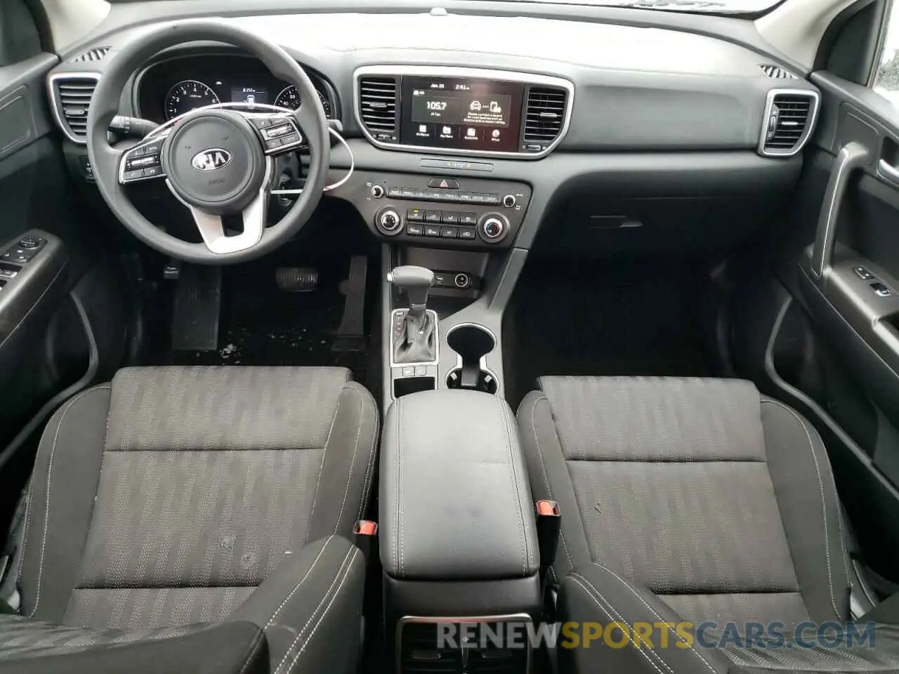 8 Photograph of a damaged car KNDPM3AC1L7808494 KIA SPORTAGE 2020