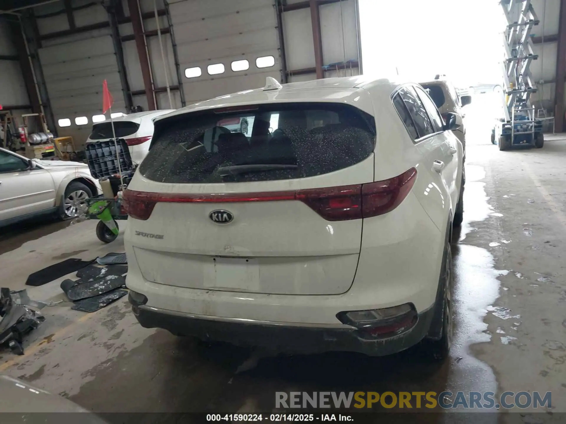 16 Photograph of a damaged car KNDPM3AC1L7813131 KIA SPORTAGE 2020