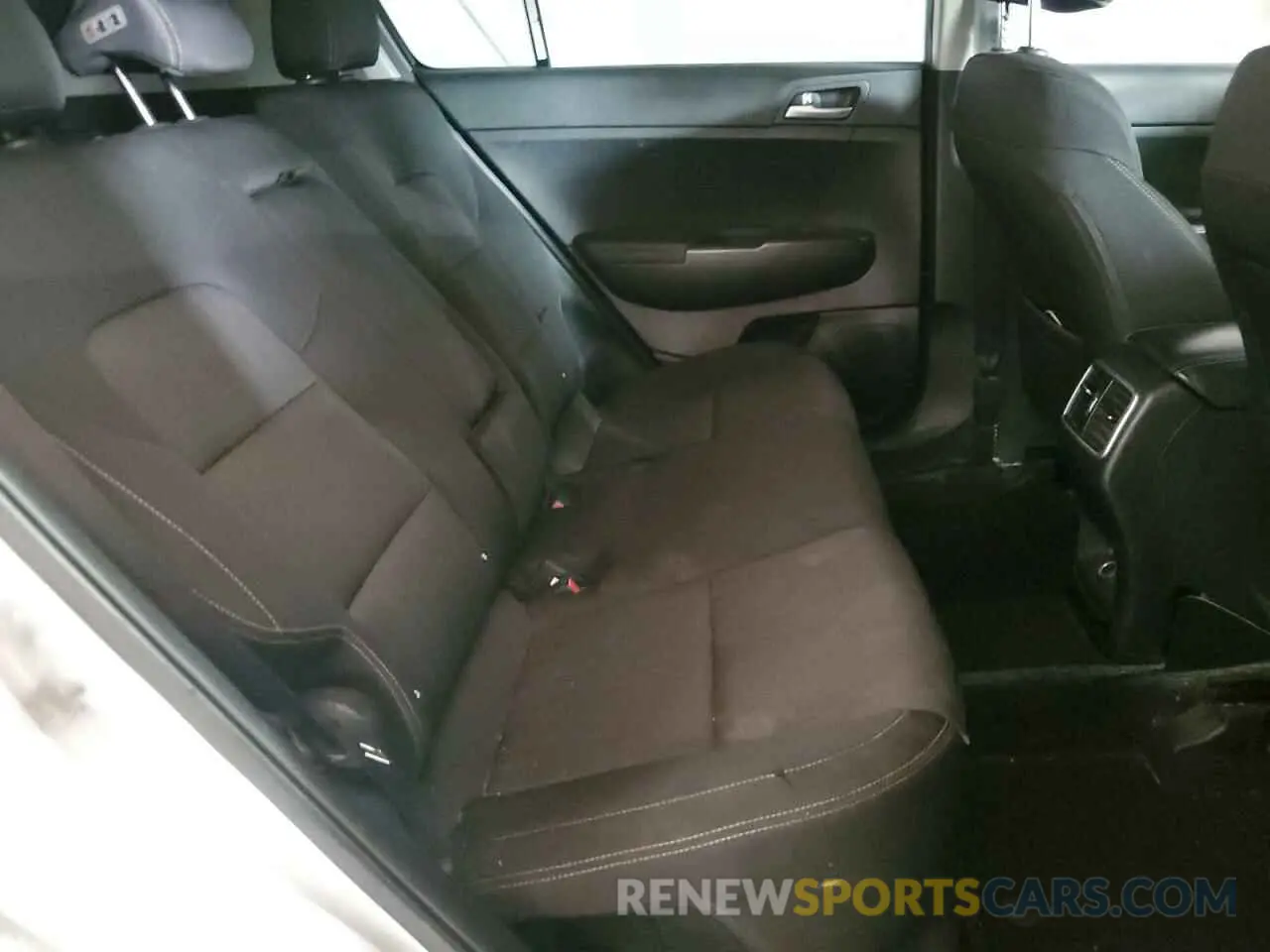 10 Photograph of a damaged car KNDPM3AC2L7642373 KIA SPORTAGE 2020