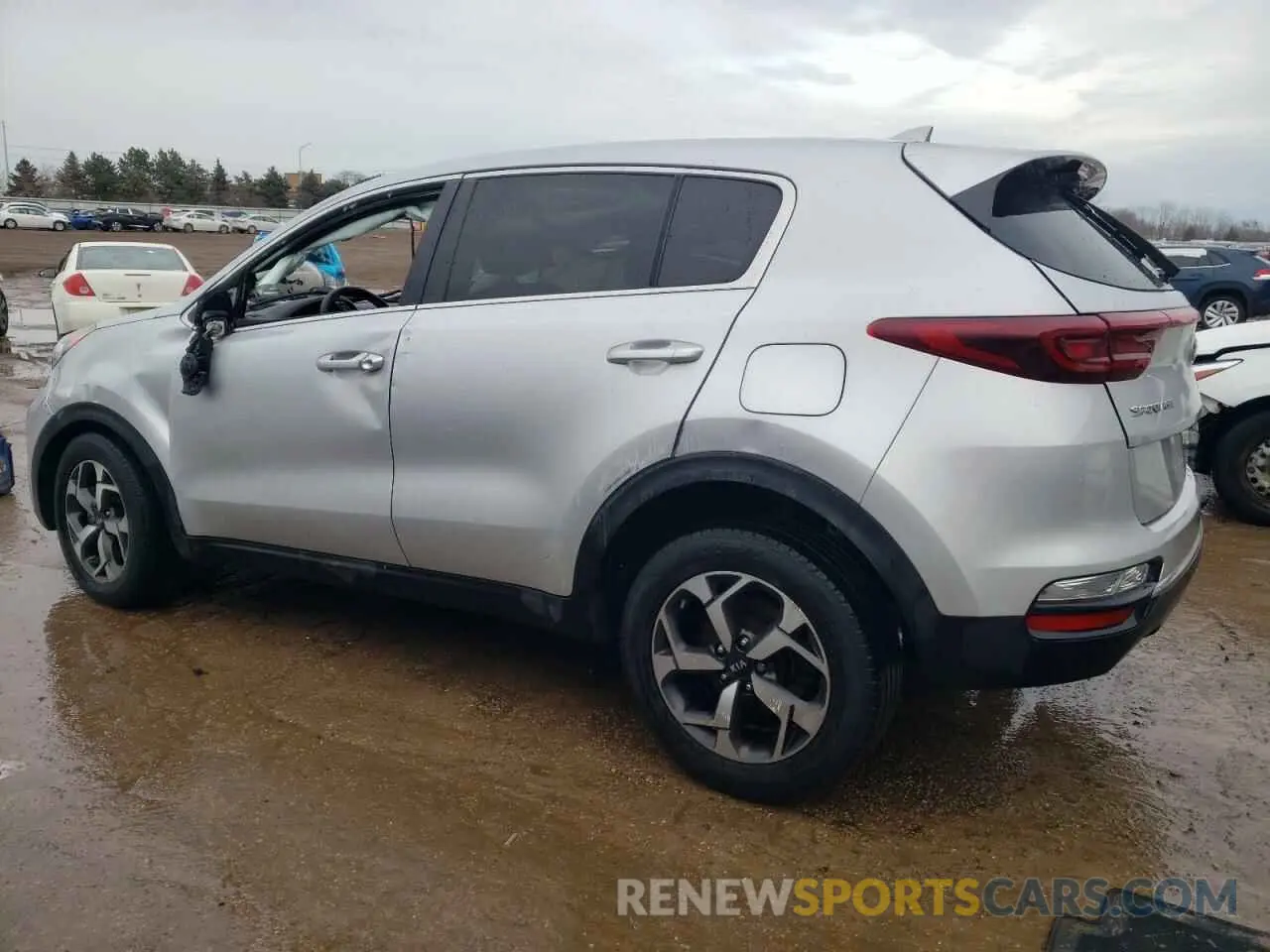 2 Фотография поврежденного автомобиля KNDPM3AC2L7806978 KIA SPORTAGE 2020