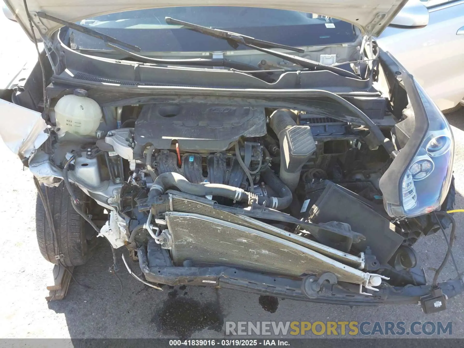 10 Photograph of a damaged car KNDPM3AC3L7815978 KIA SPORTAGE 2020