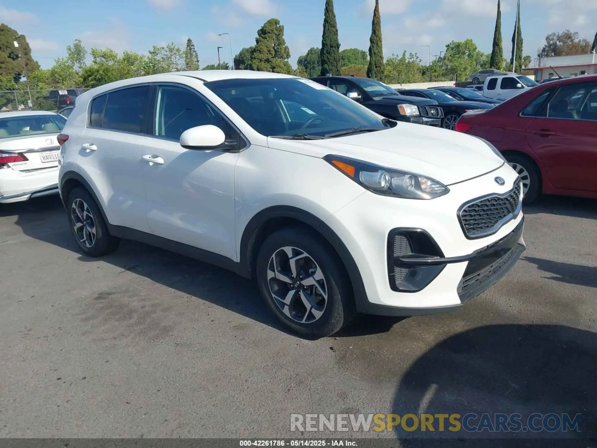 1 Photograph of a damaged car KNDPM3AC4L7708065 KIA SPORTAGE 2020