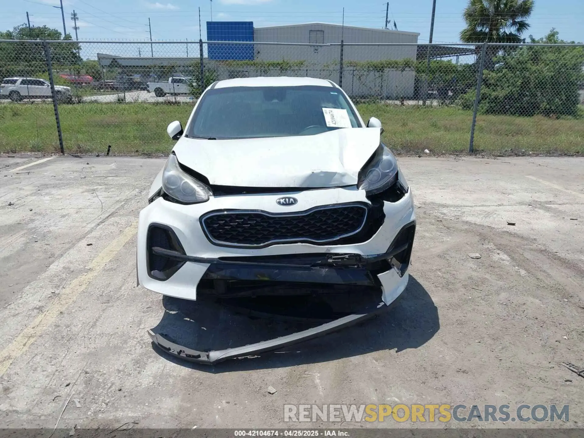 12 Фотография поврежденного автомобиля KNDPM3AC4L7798107 KIA SPORTAGE 2020