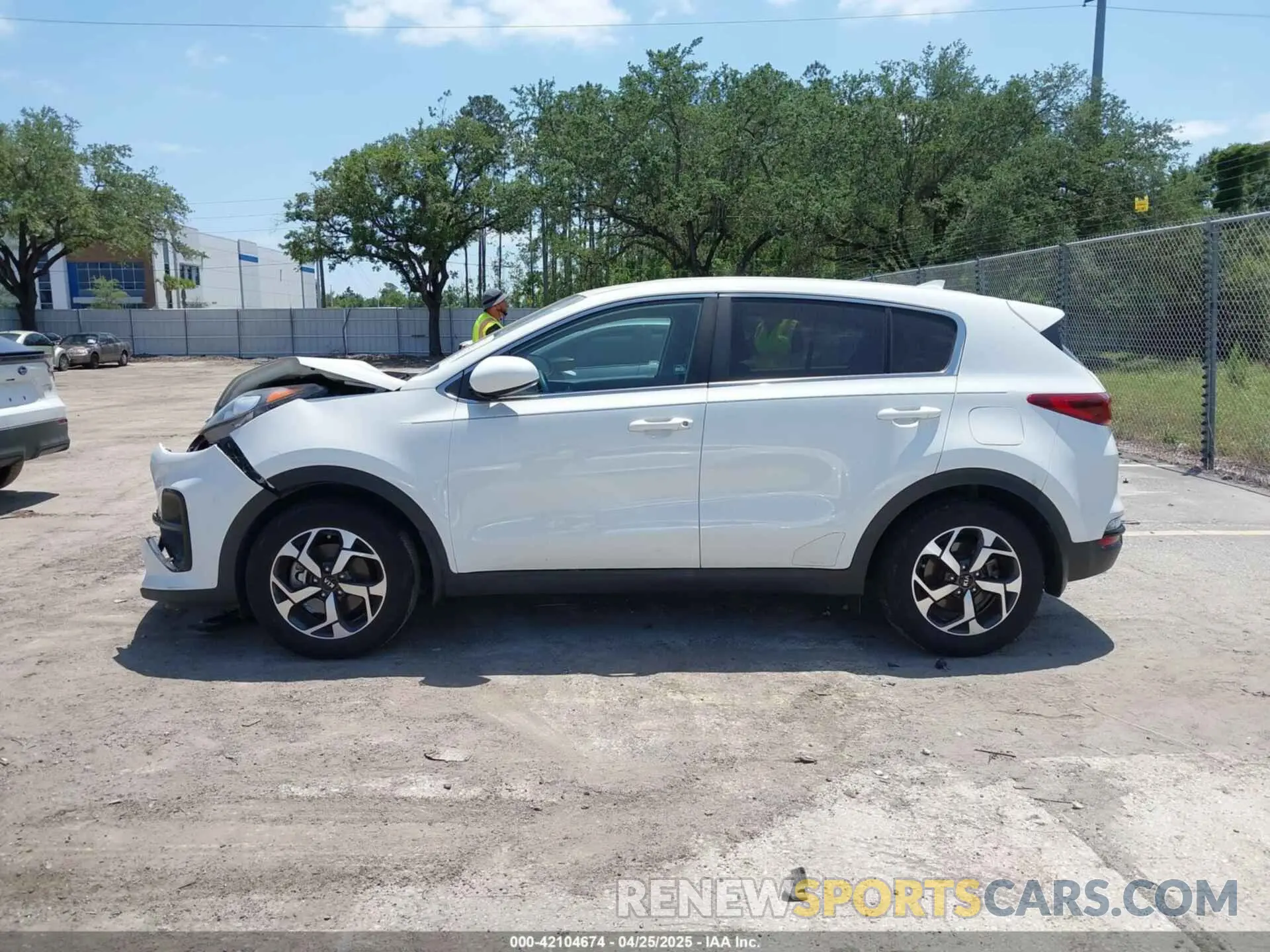 14 Фотография поврежденного автомобиля KNDPM3AC4L7798107 KIA SPORTAGE 2020