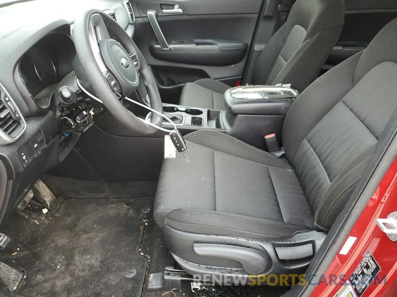 7 Photograph of a damaged car KNDPM3AC4L7799970 KIA SPORTAGE 2020