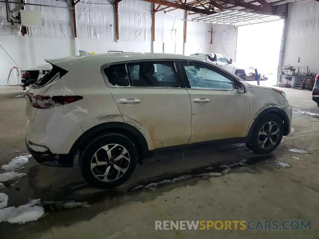 3 Photograph of a damaged car KNDPM3AC5L7629729 KIA SPORTAGE 2020