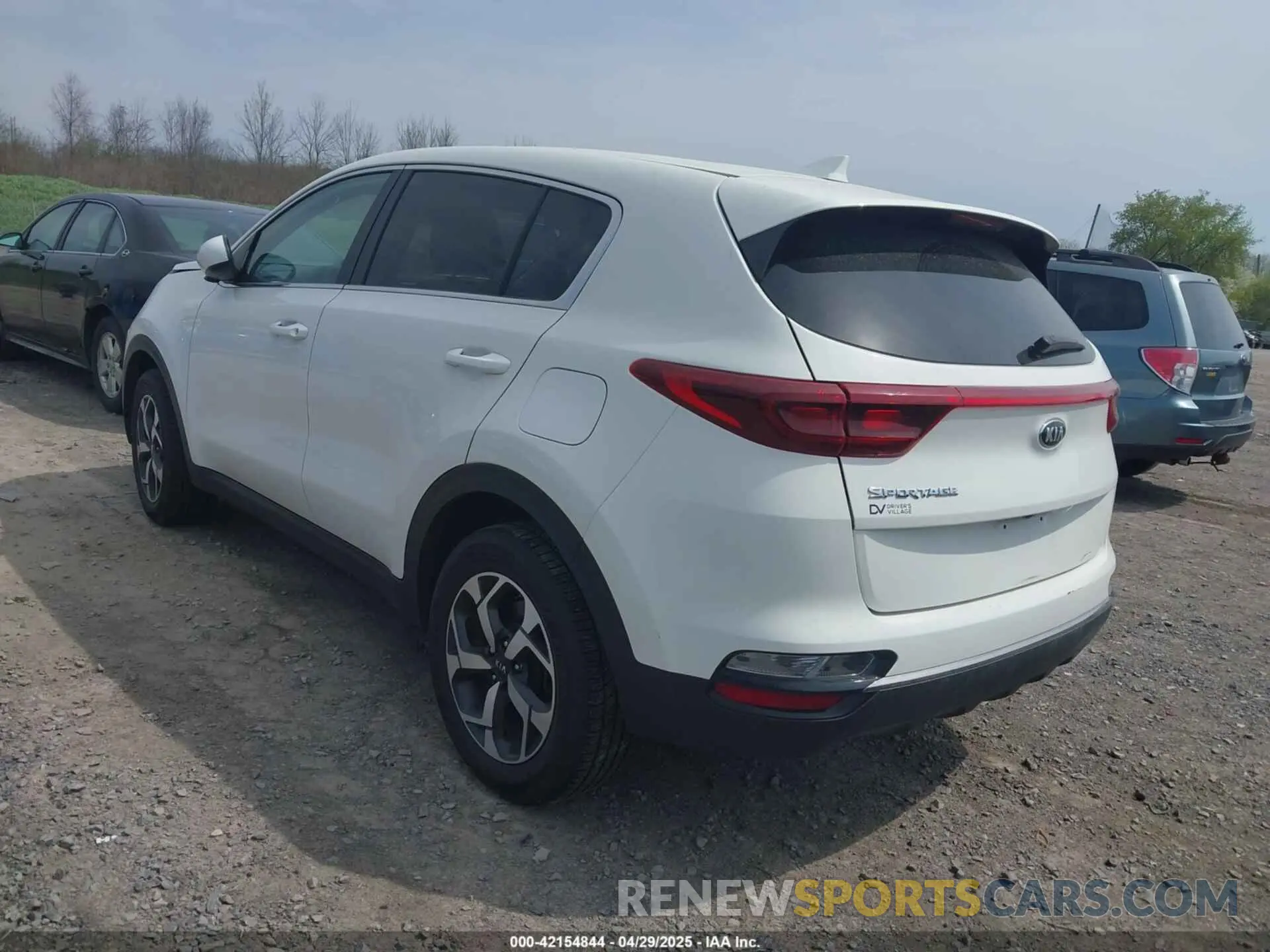 3 Photograph of a damaged car KNDPM3AC5L7675206 KIA SPORTAGE 2020