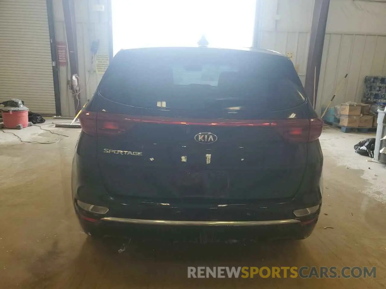 6 Photograph of a damaged car KNDPM3AC6L7709668 KIA SPORTAGE 2020