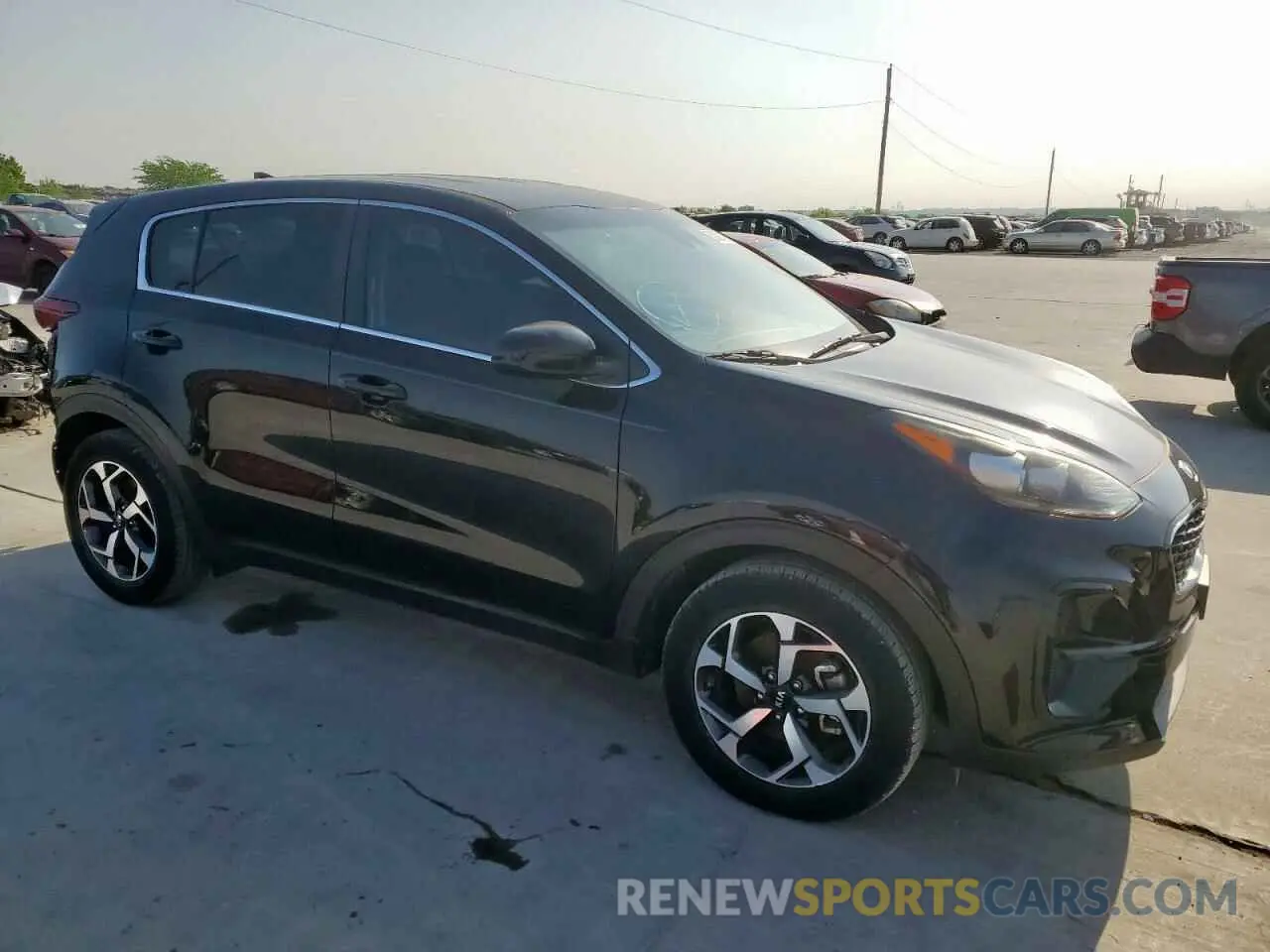 4 Photograph of a damaged car KNDPM3AC6L7719066 KIA SPORTAGE 2020