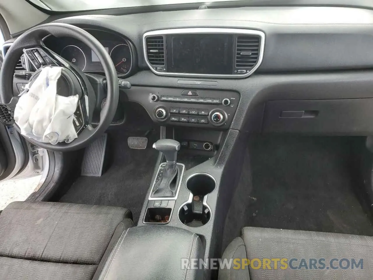 8 Фотография поврежденного автомобиля KNDPM3AC8L7757284 KIA SPORTAGE 2020