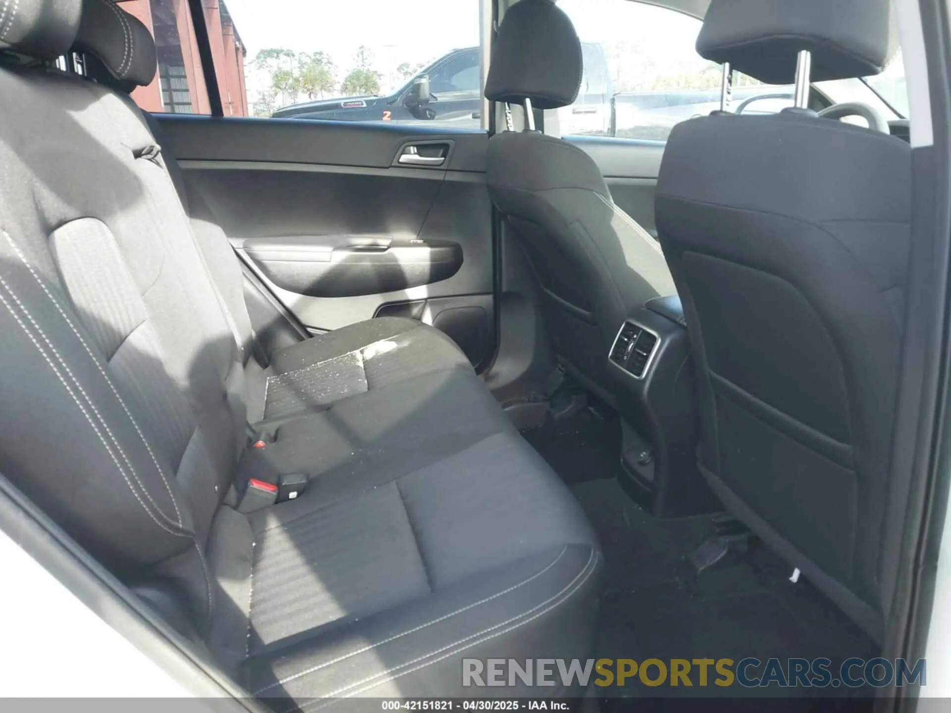 8 Фотография поврежденного автомобиля KNDPM3AC8L7781150 KIA SPORTAGE 2020