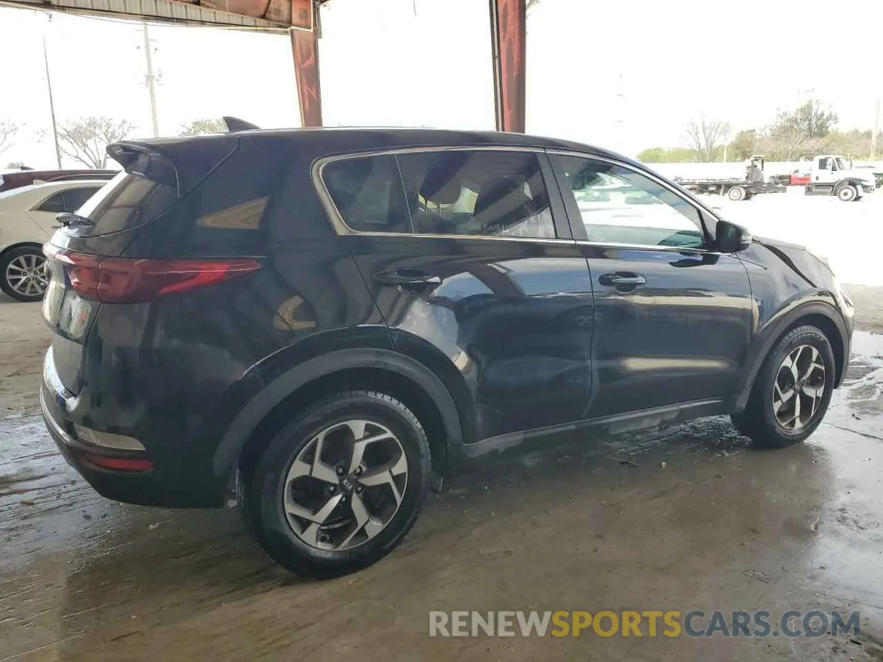 3 Photograph of a damaged car KNDPM3AC9L7684717 KIA SPORTAGE 2020