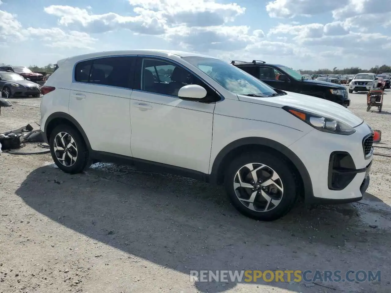 4 Photograph of a damaged car KNDPM3ACXL7631542 KIA SPORTAGE 2020