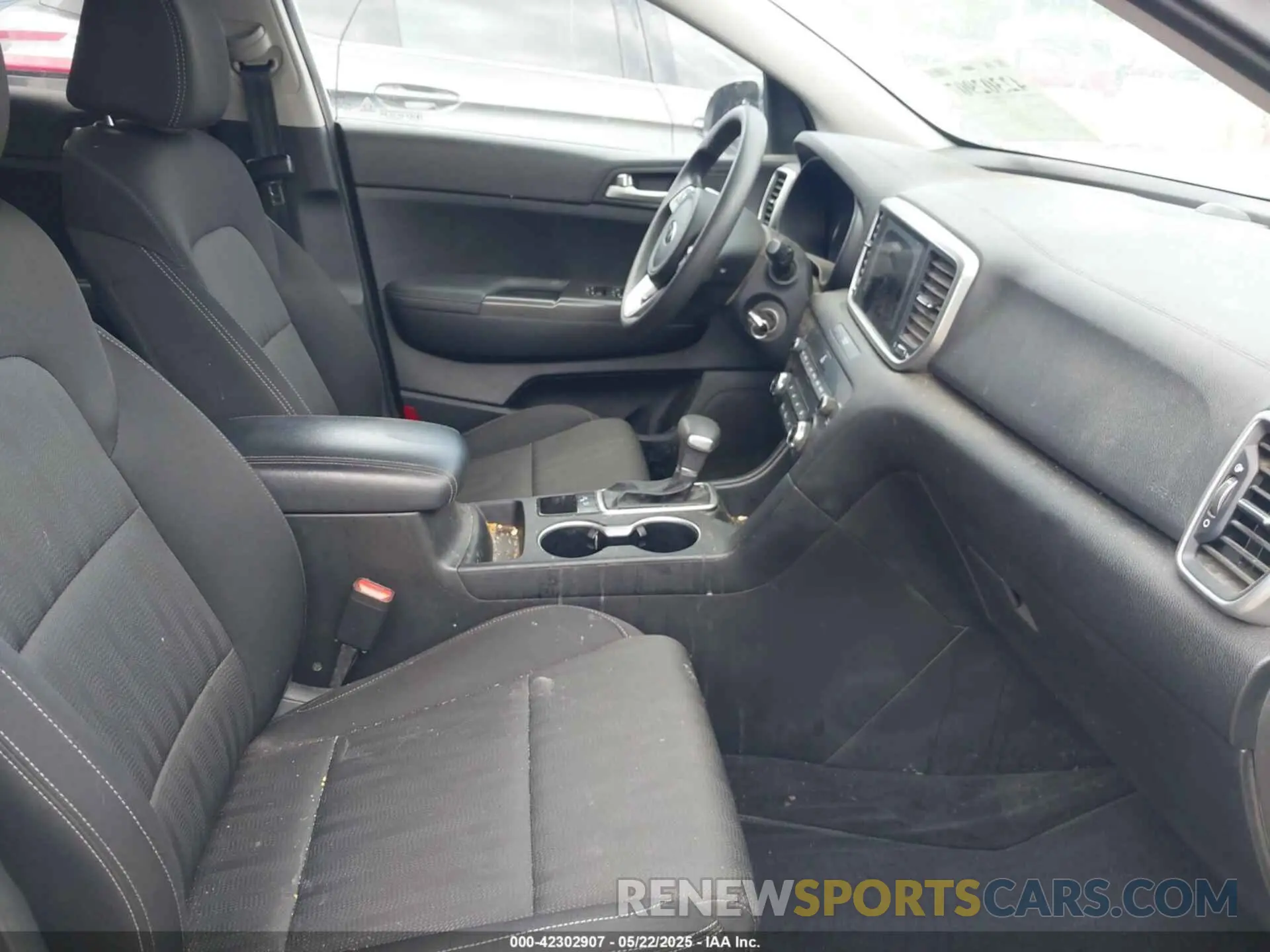 5 Photograph of a damaged car KNDPM3ACXL7640709 KIA SPORTAGE 2020