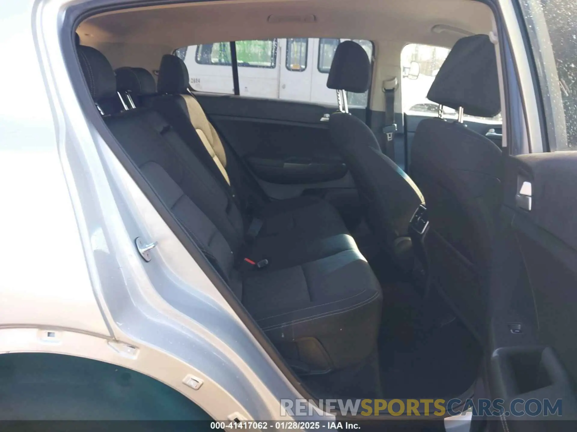 8 Фотография поврежденного автомобиля KNDPMCAC0L7731701 KIA SPORTAGE 2020