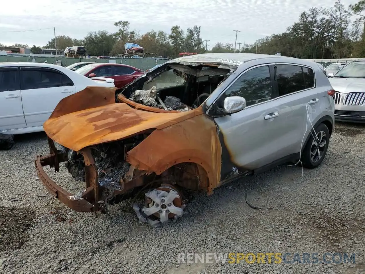 1 Photograph of a damaged car KNDPMCAC0L7807966 KIA SPORTAGE 2020