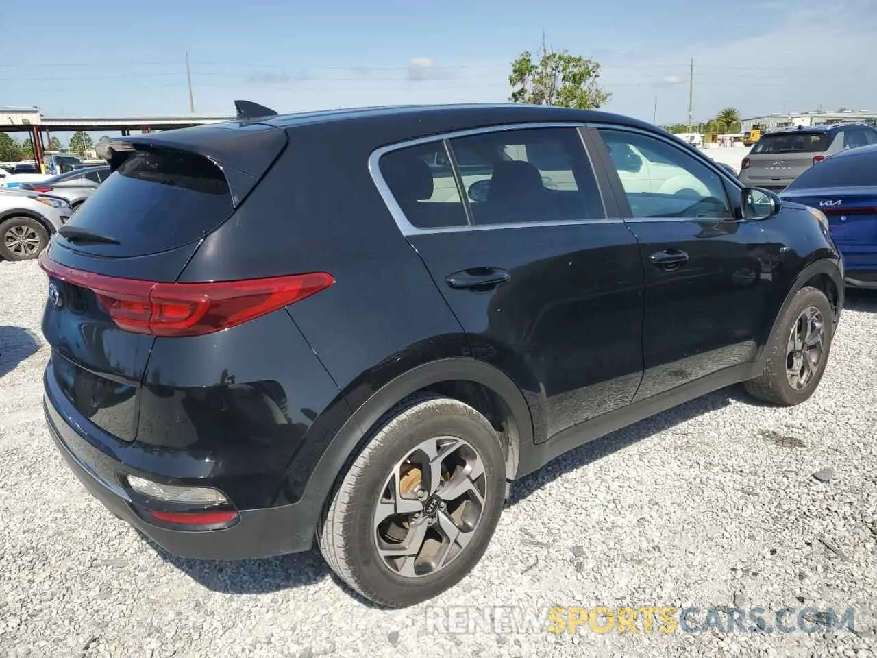 3 Photograph of a damaged car KNDPMCAC1L7671587 KIA SPORTAGE 2020