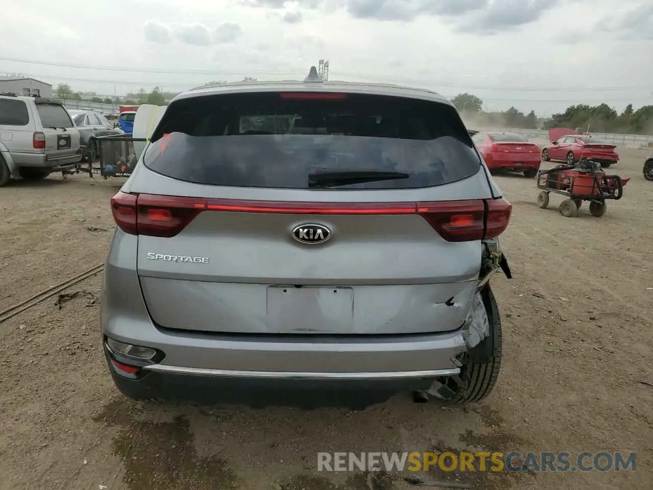 6 Photograph of a damaged car KNDPMCAC1L7683108 KIA SPORTAGE 2020