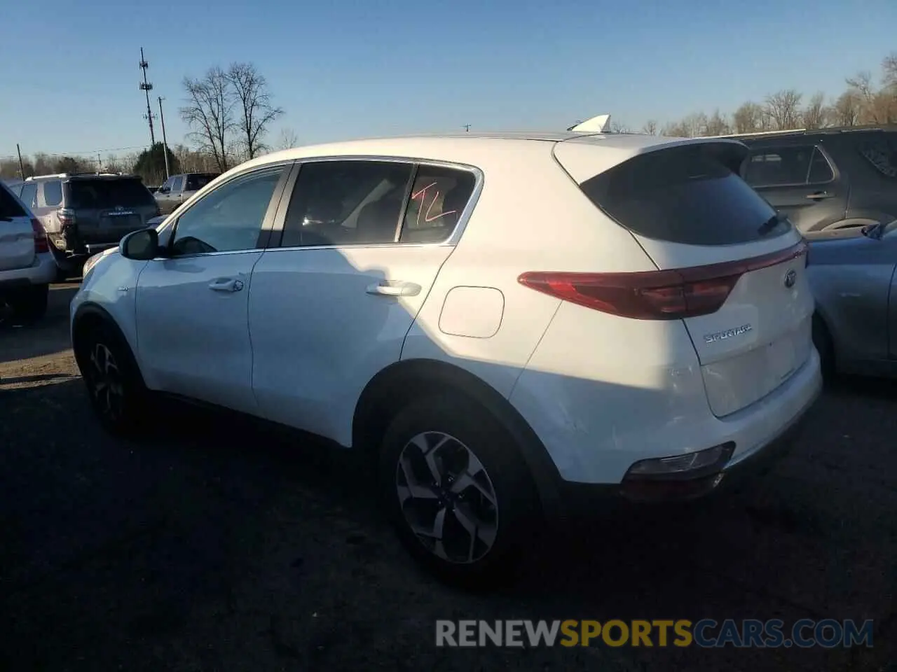 2 Photograph of a damaged car KNDPMCAC2L7800159 KIA SPORTAGE 2020