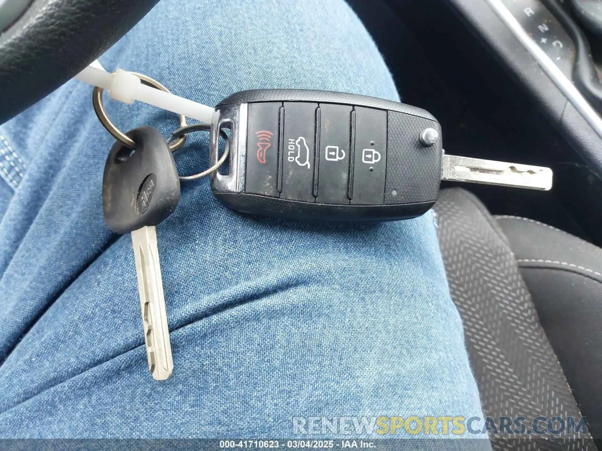 11 Фотография поврежденного автомобиля KNDPMCAC3L7828519 KIA SPORTAGE 2020
