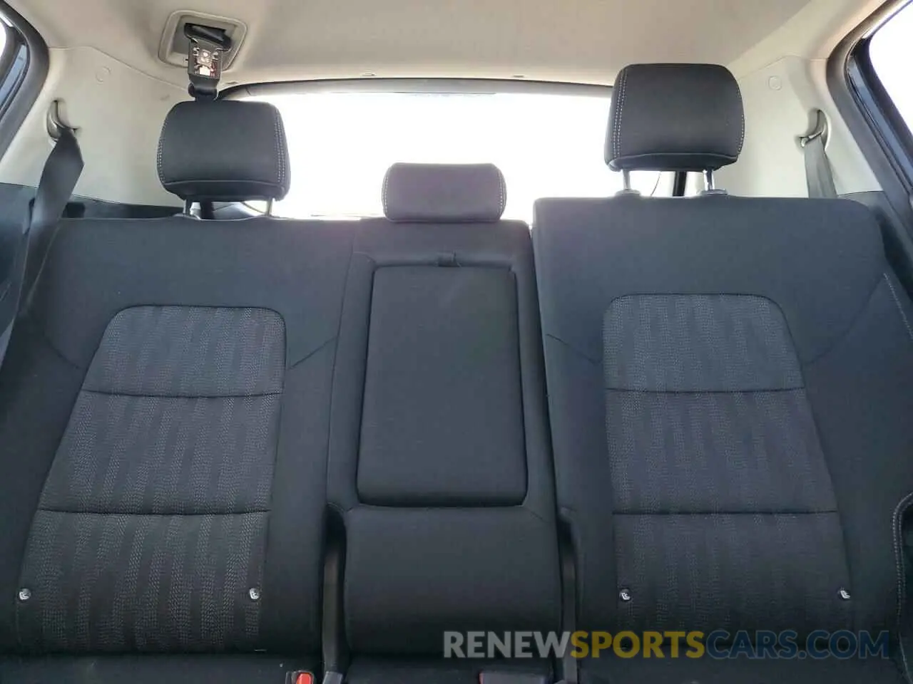 10 Фотография поврежденного автомобиля KNDPMCAC4L7630855 KIA SPORTAGE 2020