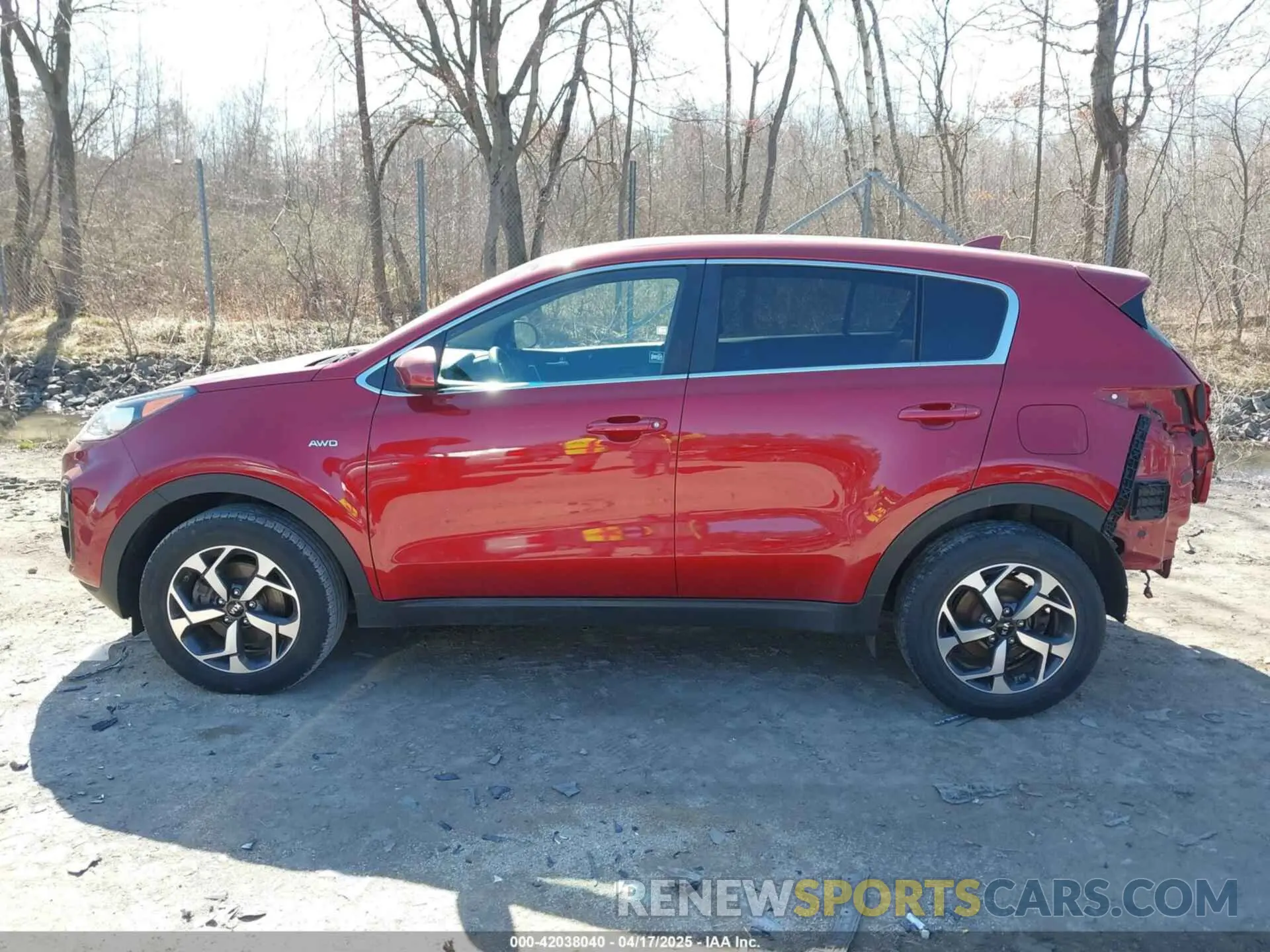 14 Photograph of a damaged car KNDPMCAC4L7667162 KIA SPORTAGE 2020