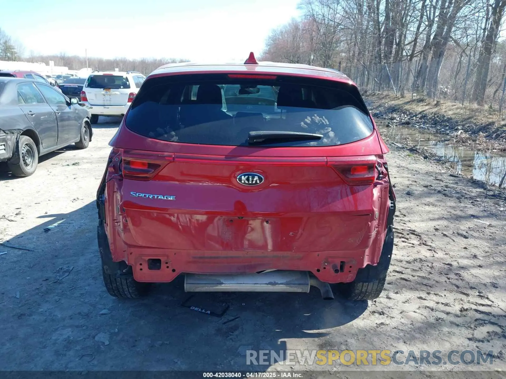 16 Photograph of a damaged car KNDPMCAC4L7667162 KIA SPORTAGE 2020