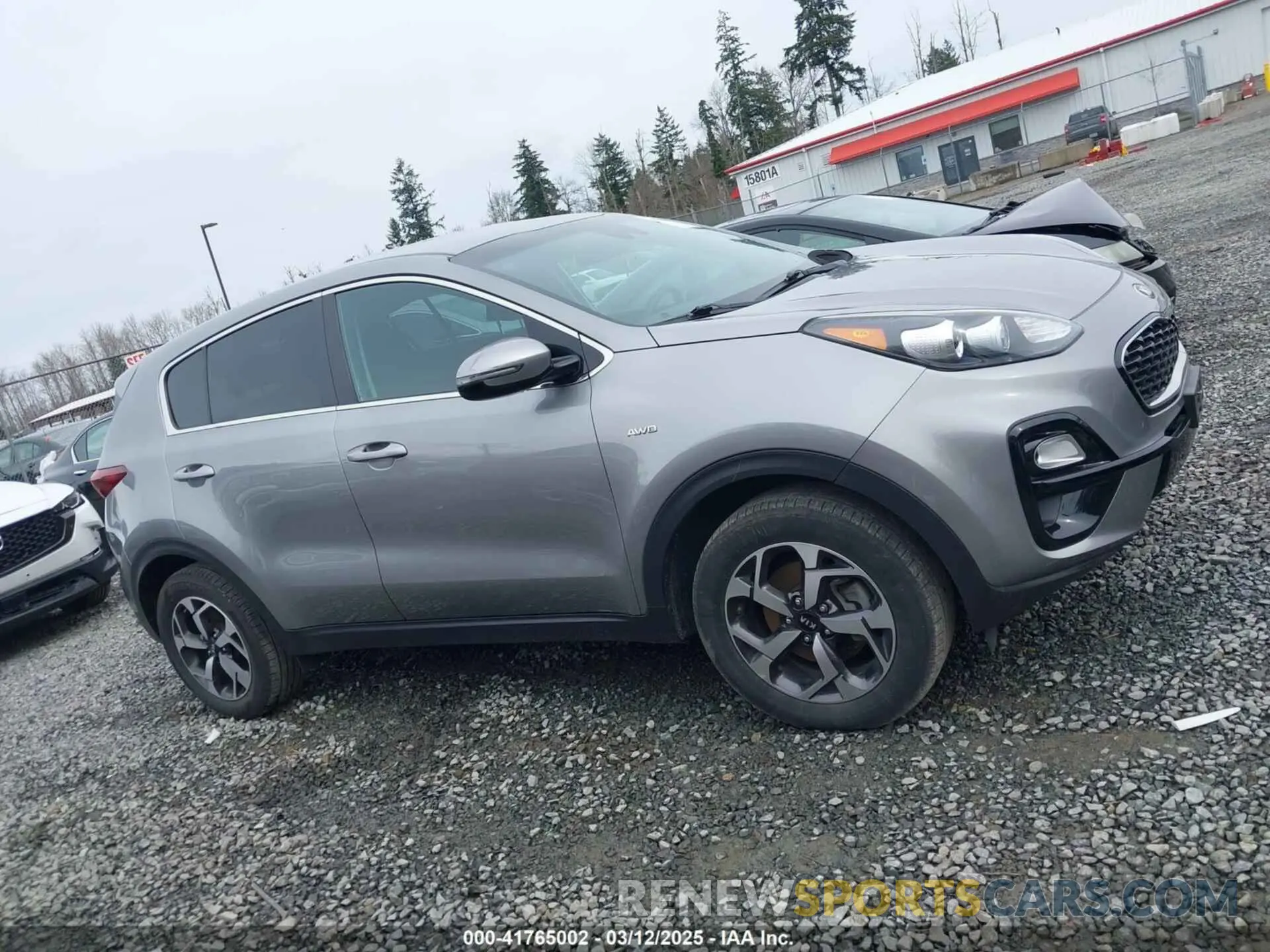 13 Photograph of a damaged car KNDPMCAC4L7802270 KIA SPORTAGE 2020