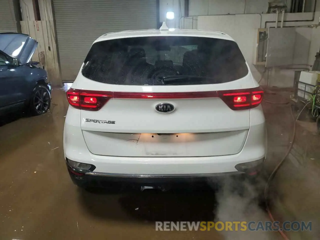 6 Фотография поврежденного автомобиля KNDPMCAC6L7806031 KIA SPORTAGE 2020