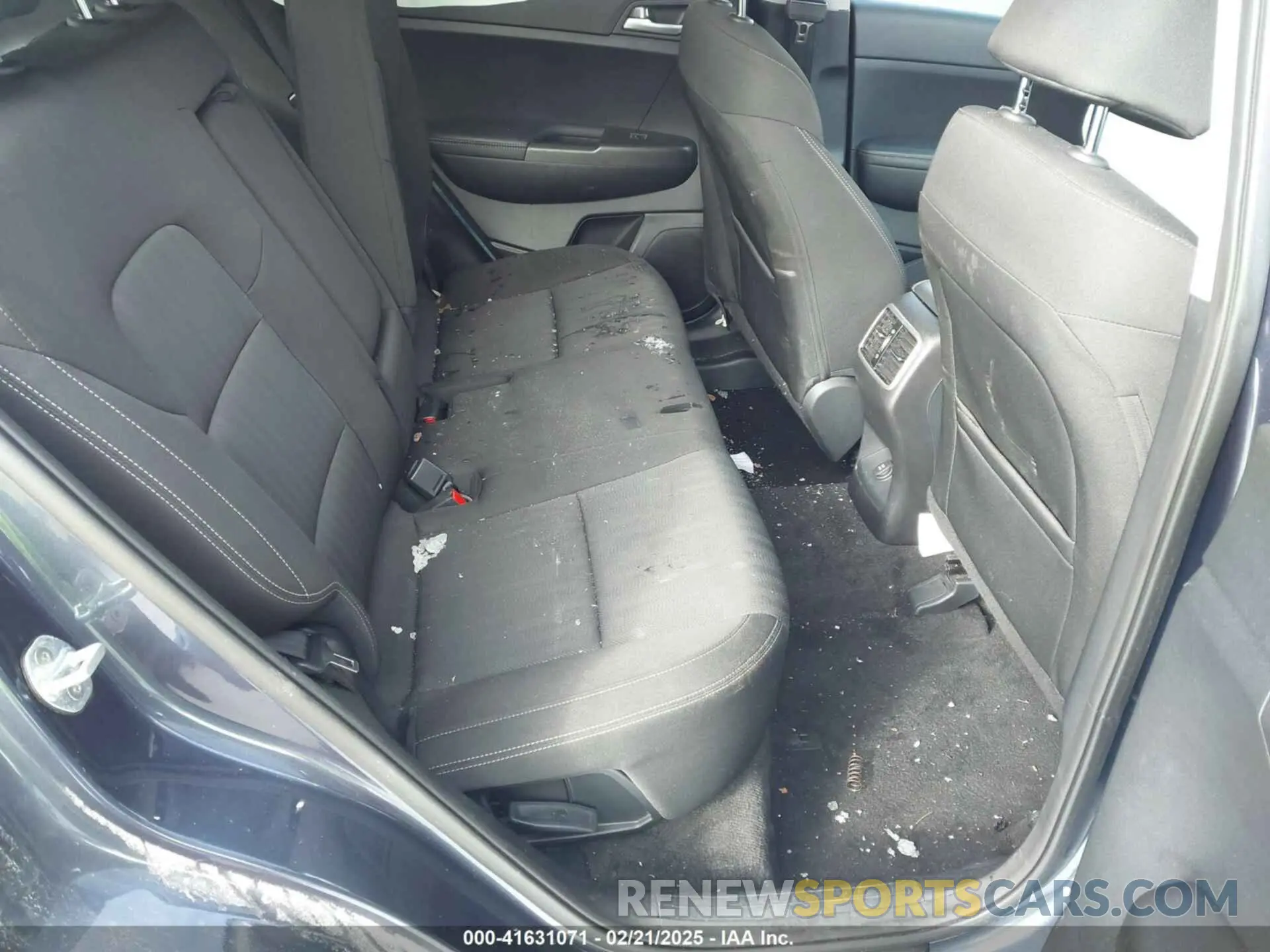 8 Photograph of a damaged car KNDPMCAC7L7835859 KIA SPORTAGE 2020