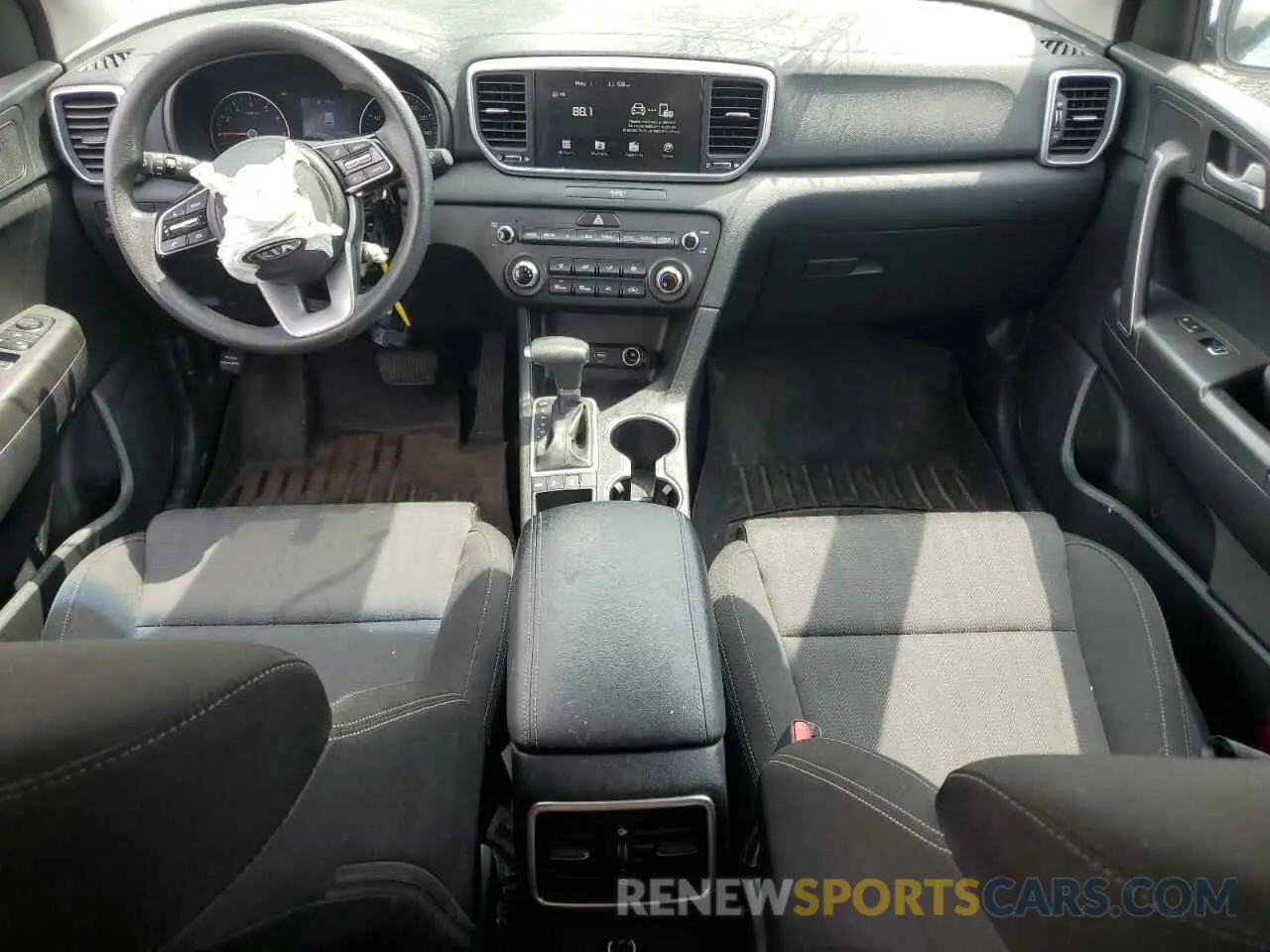 8 Фотография поврежденного автомобиля KNDPMCAC7L7837384 KIA SPORTAGE 2020