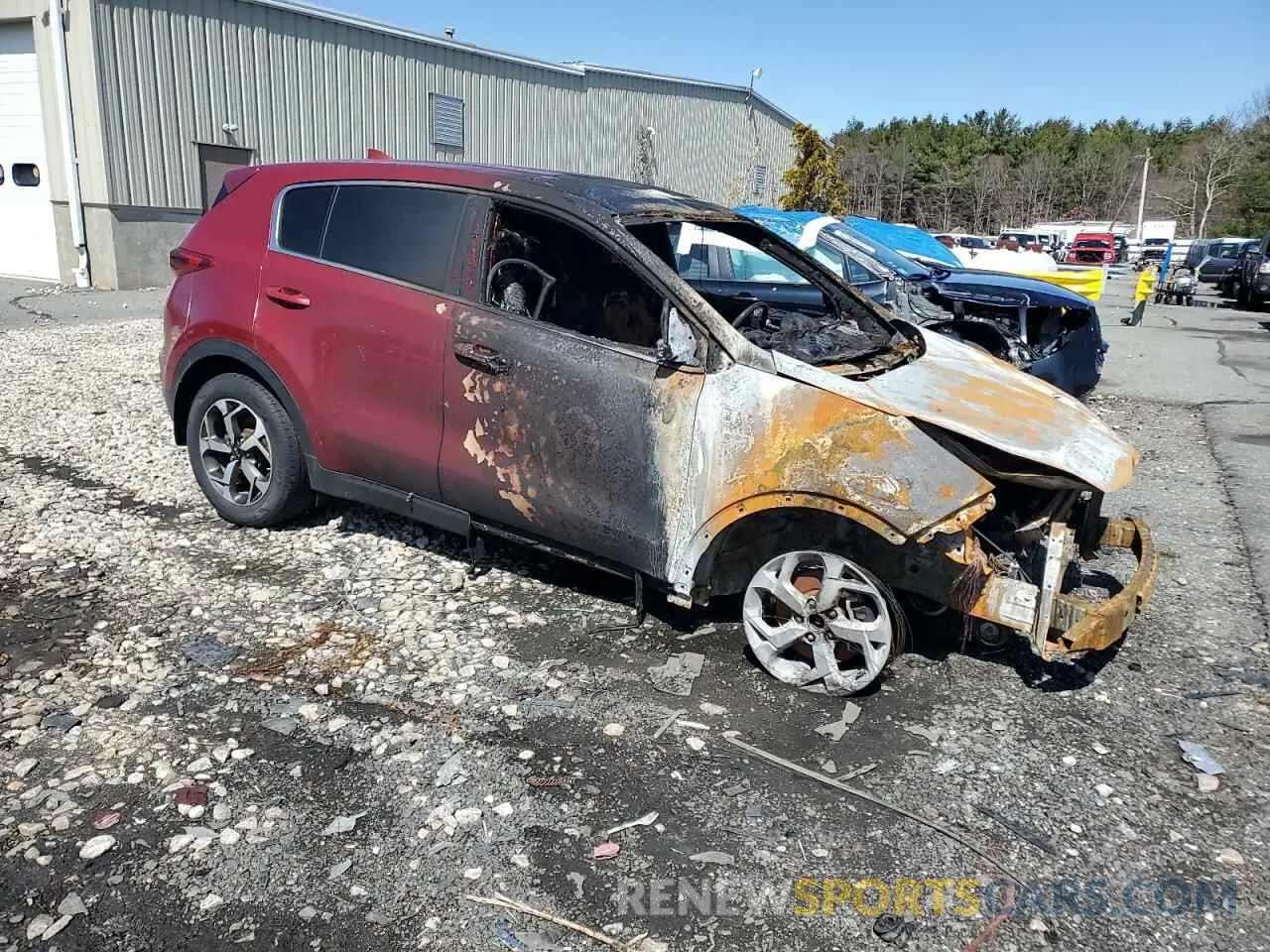 4 Photograph of a damaged car KNDPMCAC8L7729212 KIA SPORTAGE 2020