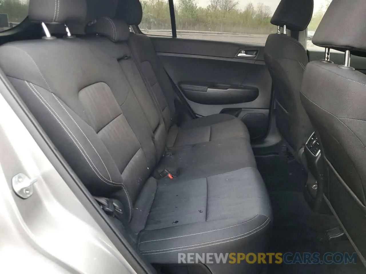 11 Фотография поврежденного автомобиля KNDPMCAC8L7797493 KIA SPORTAGE 2020