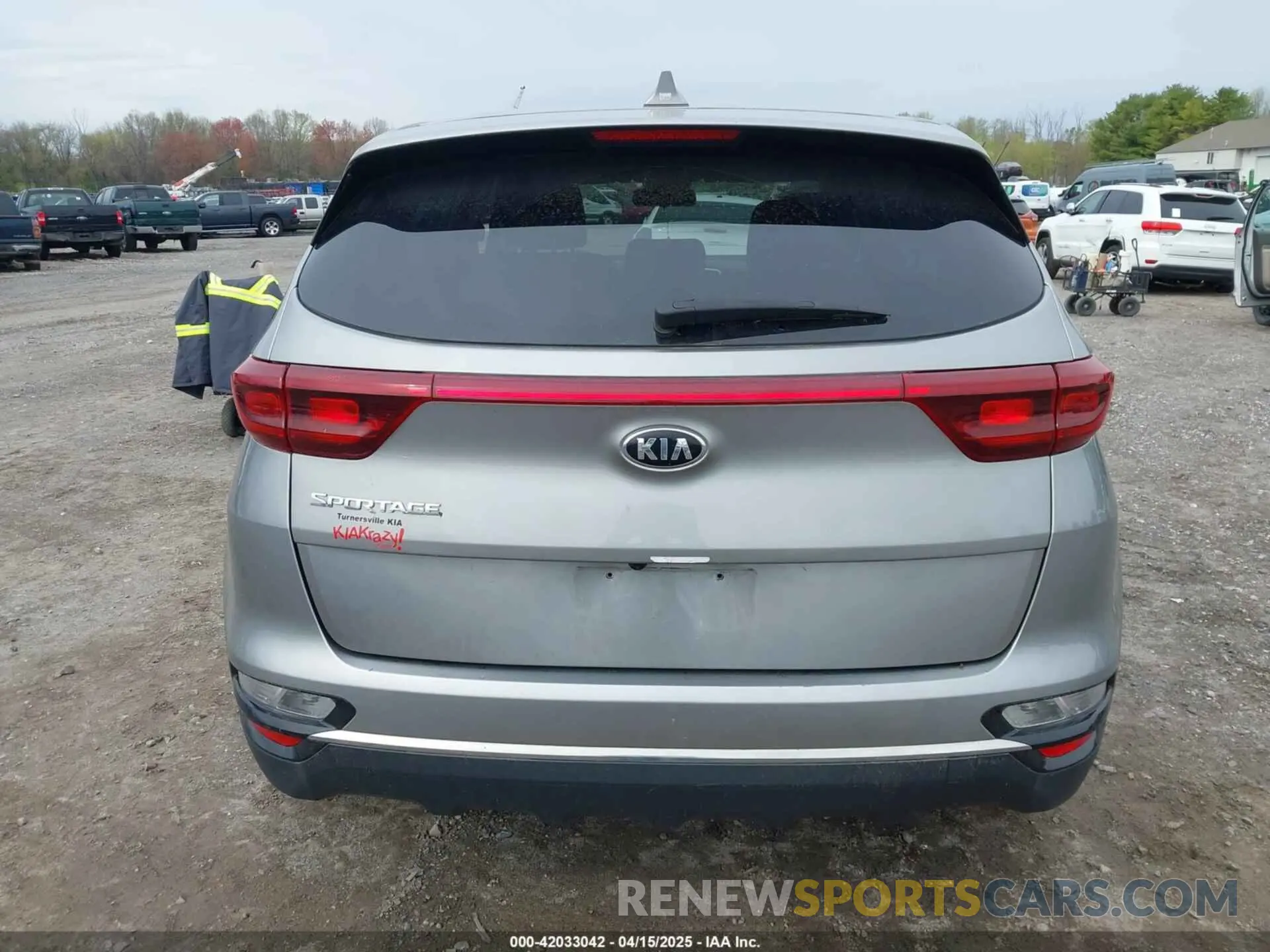 15 Photograph of a damaged car KNDPMCACXL7781585 KIA SPORTAGE 2020