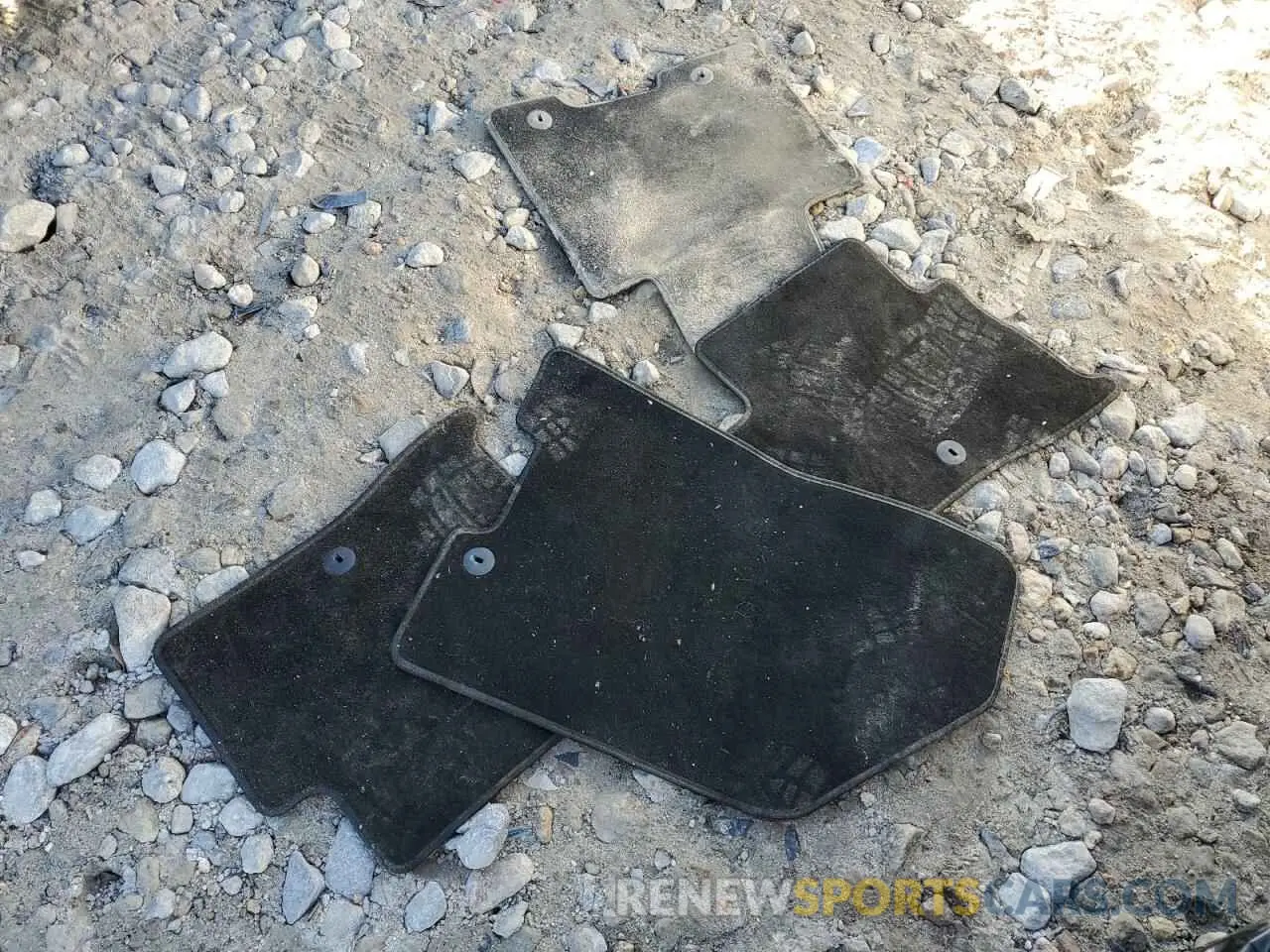 15 Photograph of a damaged car KNDPMCACXL7810101 KIA SPORTAGE 2020