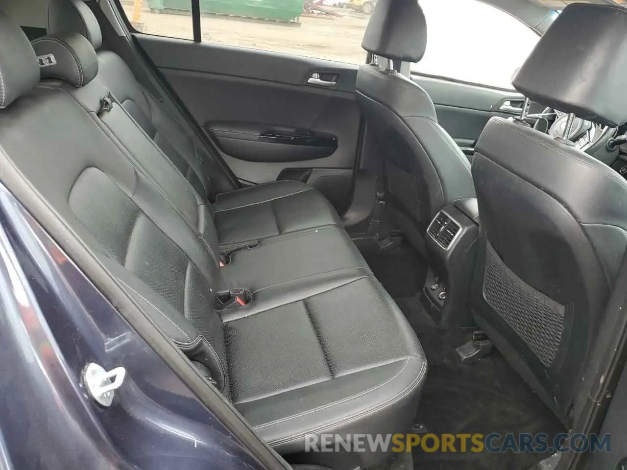 11 Photograph of a damaged car KNDPN3AC3L7718390 KIA SPORTAGE 2020