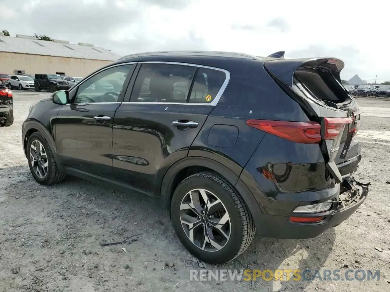2 Photograph of a damaged car KNDPN3AC8L7736125 KIA SPORTAGE 2020